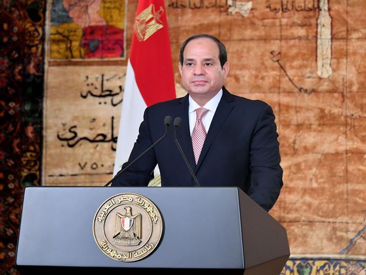 المحافظون الجدد ونوابهم يؤدون اليمين الدستورية أمام السيسي المحافظون الجدد ونوابهم يؤدون اليمين الدستورية أمام السيسي