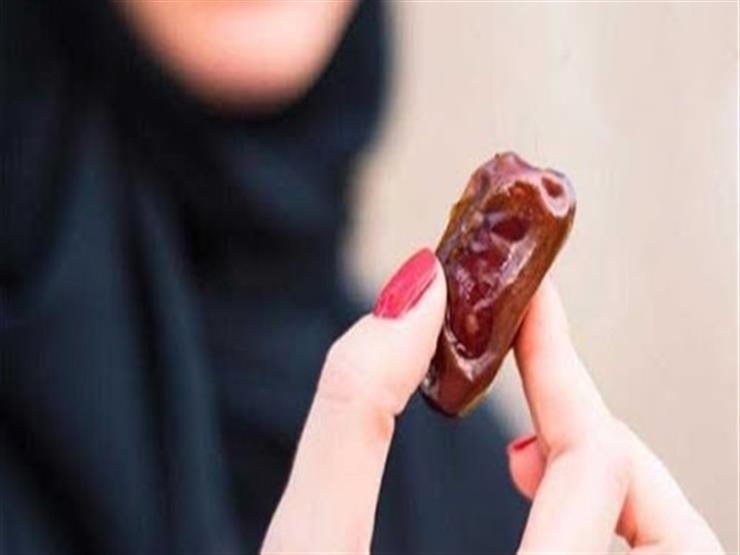 سيدة تسأل: لماذا يزداد الابتلاء و"وجع القلب" في رمضان؟.. وأمين الفتوى يرد سيدة تسأل: لماذا يزداد الابتلاء و"وجع القلب" في رمضان؟.. وأمين الفتوى يرد