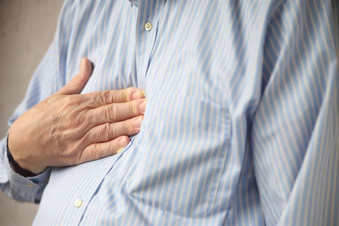 متى يكون ألم الصدر ناتجًا عن حموضة المعدة؟