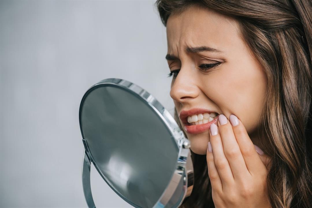 لماذا نصاب بألم الأسنان في الشتاء؟.. نصائح ضرورية للتخلص منه