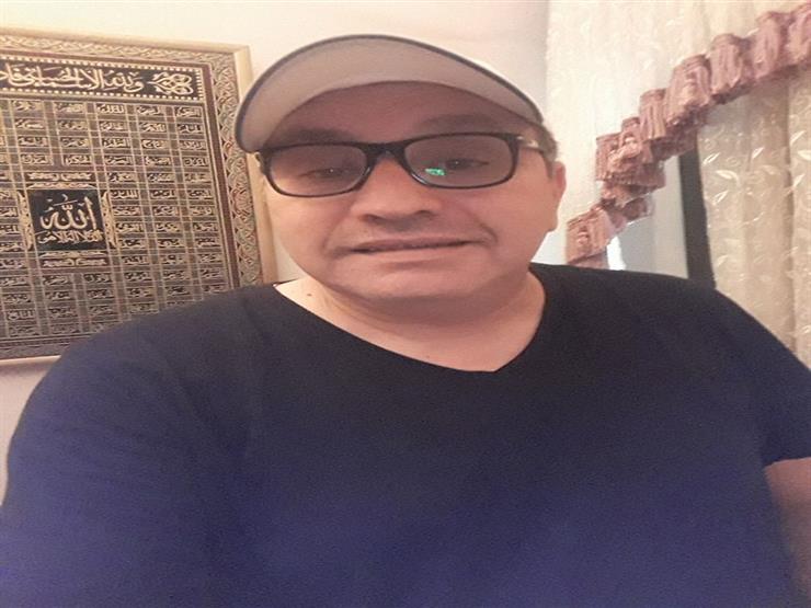 "اللهم اجمعني بأبي وأمي".. آخر ما كتبه السيناريست محمد نبوي قبل ساعات من رحيله "اللهم اجمعني بأبي وأمي".. آخر ما كتبه السيناريست محمد نبوي قبل ساعات من رحيله