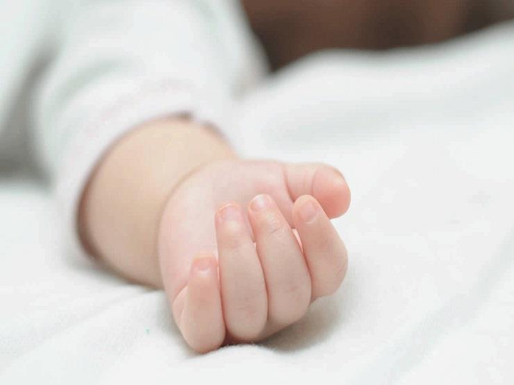 مصرع طفلة خلال مشاجرة بين أمها وزوجها في شبرا مصرع طفلة خلال مشاجرة بين أمها وزوجها في شبرا