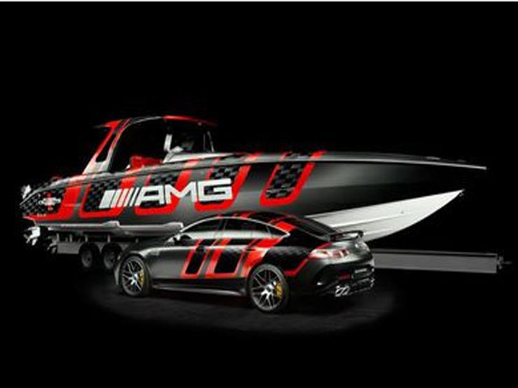 بالفيديو.. مرسيدس وسيجاريت ريسينج ينتجان قارب بثوب سيارة AMG GT4