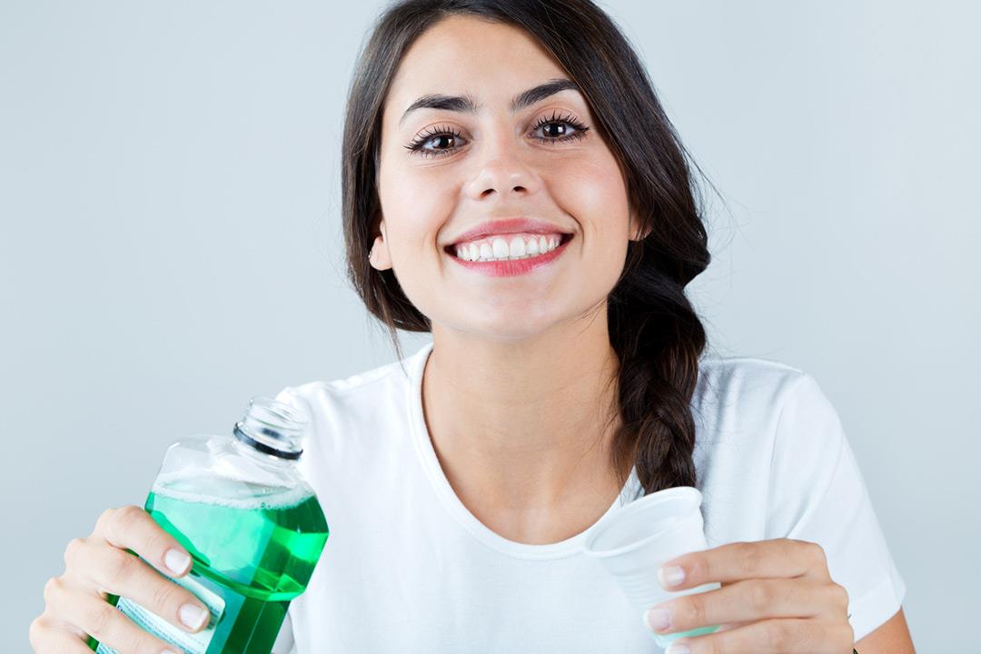 دراسة تحذر..غسول الفم قد يسبب مقاومة المضادات الحيوية 