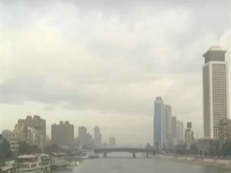 "المرور": كثافات مرورية مرتفعة بالقاهرة والجيزة بسبب الطقس السيئ