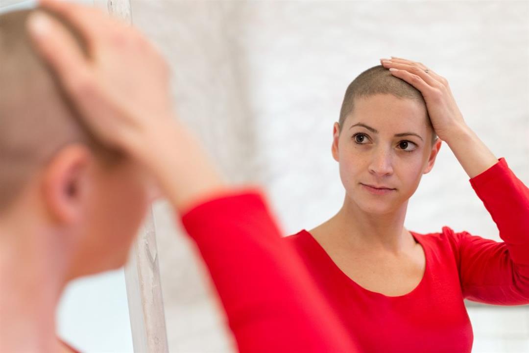  لماذا يفقد مرضى السرطان شعرهم  أثناء العلاج الكيماوي؟