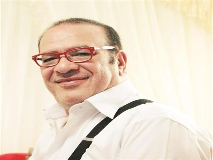 فيديو| صلاح عبدالله ممازحًا عمرو دياب: " فعلا فيا من الهضبة كتير" فيديو| صلاح عبدالله ممازحًا عمرو دياب: " فعلا فيا من الهضبة كتير"