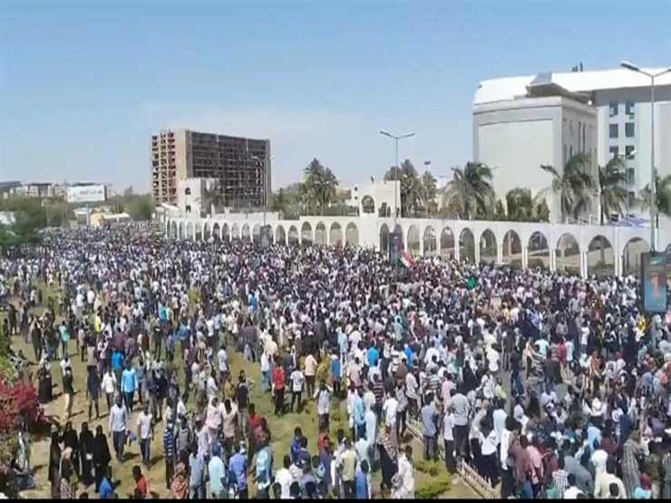 حول العالم في 24 ساعة: الحكومة السودانية تستعد لفض اعتصام "وزارة الدفاع"