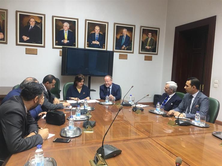 نائب وزير الزراعة وسفير أيرلندا