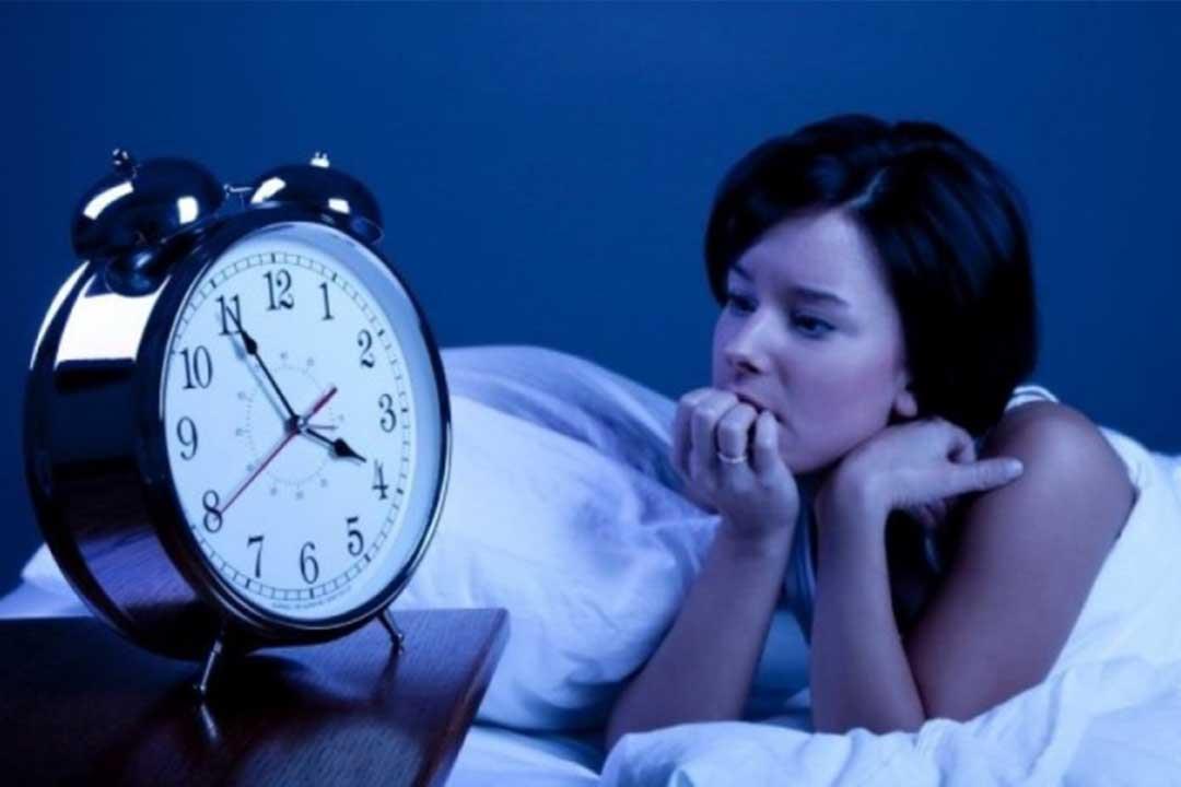 ماذا يحدث لجسمك عند الحرمان من النوم 5 ليالي؟