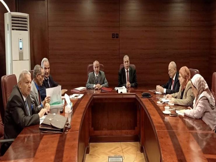 "الأعلى للنيابة الإدارية" يناقش آليات مكافحة الفساد بالجهاز الإداري للدولة "الأعلى للنيابة الإدارية" يناقش آليات مكافحة الفساد بالجهاز الإداري للدولة