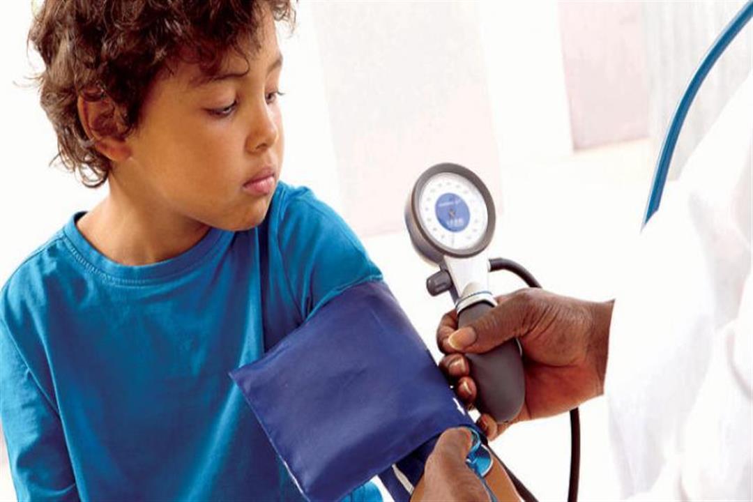 10 أسباب تؤدي لارتفاع ضغط الدم عند الأطفال