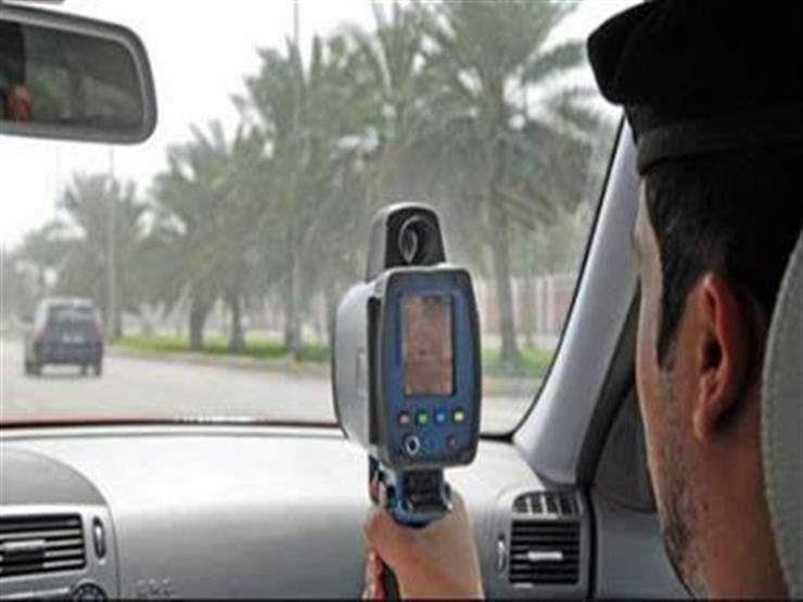 أحمد موسى: ملصق السيارات الإلكتروني يضع ضوابط للسرعات على الطرق
