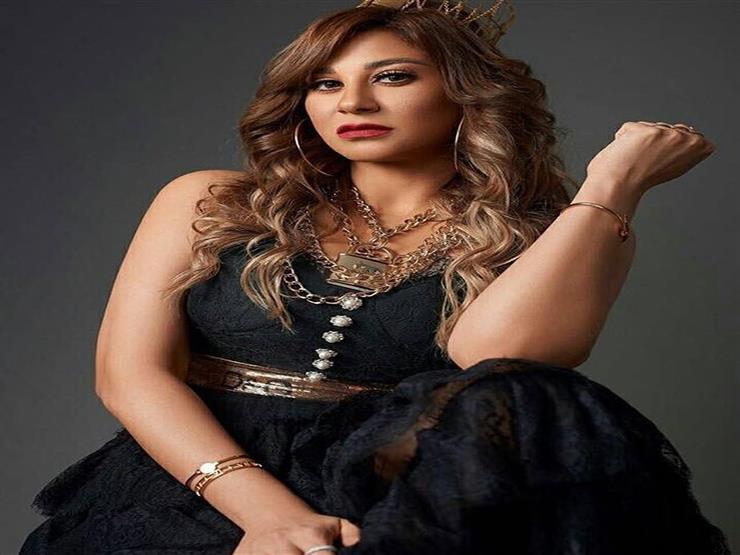 صورة| إنجي شرف تعلن خطوبتها.. والفنانات يباركن لها صورة| إنجي شرف تعلن خطوبتها.. والفنانات يباركن لها