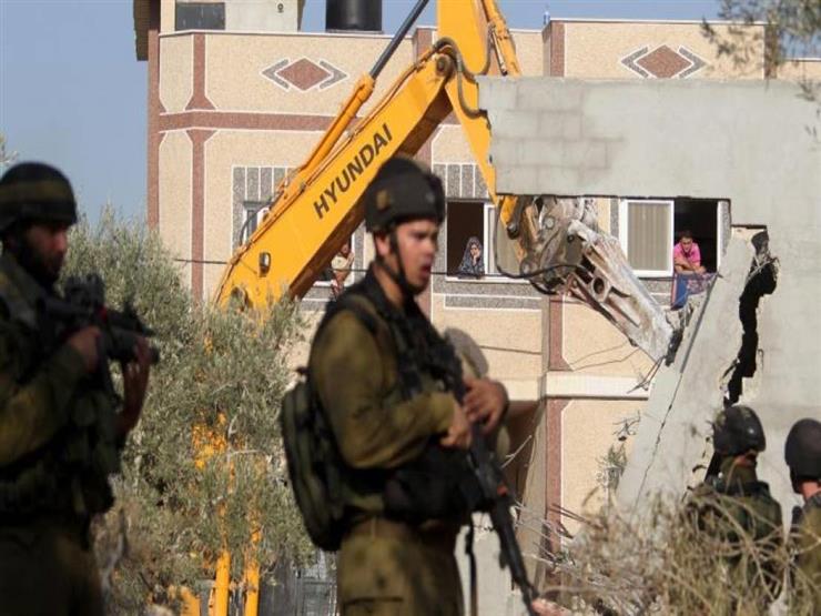 قصة فلسطينية جديدة.. مقدسيون يواجهون الاحتلال حتى "الرمق الأخير" قصة فلسطينية جديدة.. مقدسيون يواجهون الاحتلال حتى "الرمق الأخير"