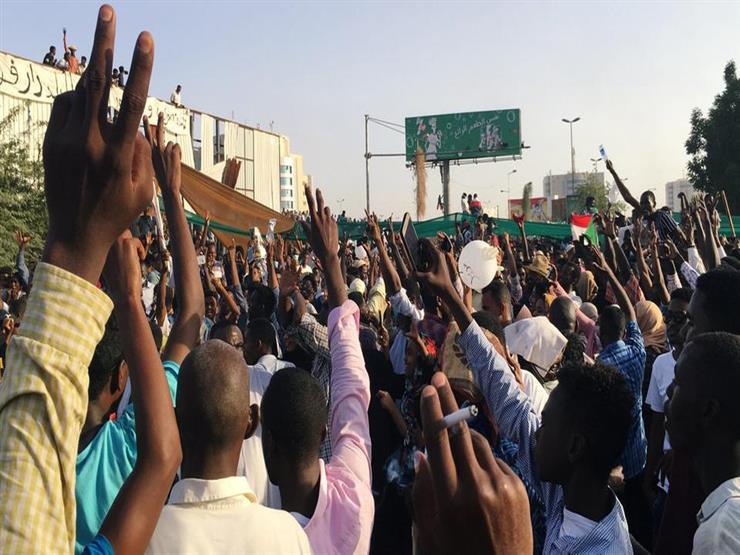 تجمع المهنيين السودانيين يعلن انسحابه من تحالف قوى الحرية والتغيير تجمع المهنيين السودانيين يعلن انسحابه من تحالف قوى الحرية والتغيير