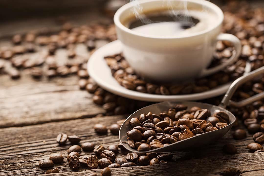 دراسة تكشف فوائد جديدة للقهوة في علاج الأمراض المزمنة