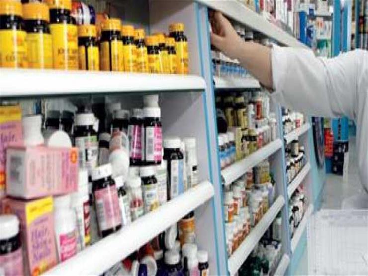 مباحث الأحداث تضبط عاملا بصيدلية بحوزته عقاقير مهربة جمركيًا مباحث الأحداث تضبط عاملا بصيدلية بحوزته عقاقير مهربة جمركيًا