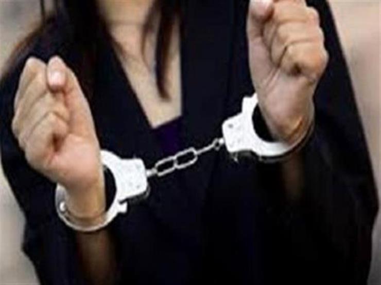 القبض على مروجة مخدرات في نويبع القبض على مروجة مخدرات في نويبع