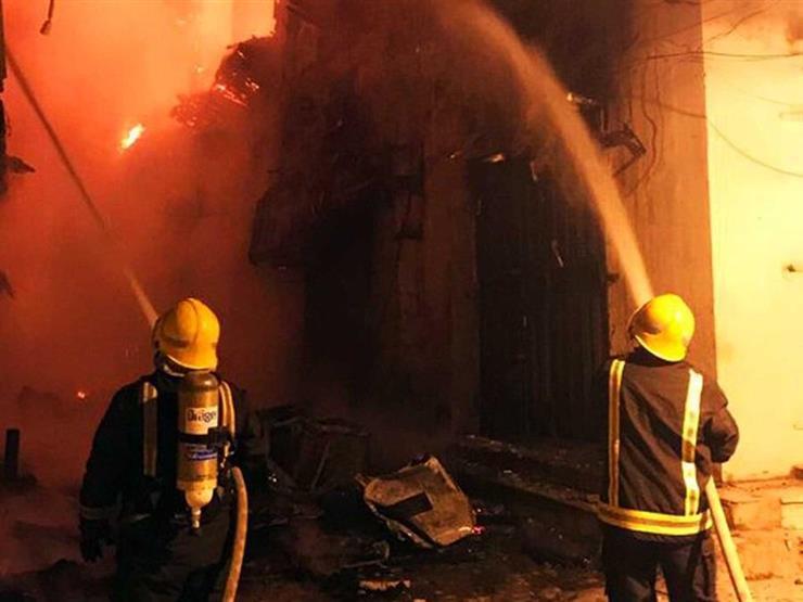 إصابة 7 أشخاص إثر حريق داخل مصنع في العاشر من رمضان مصراوى