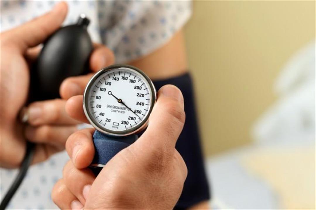 طرق فعالة وبسيطة للتحكم  في ضغط الدم المرتفع