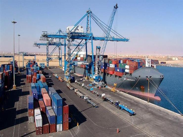 باحث اقتصادي: تراجع العجز التجاري وارتفاع صادرات مصر للخارج
