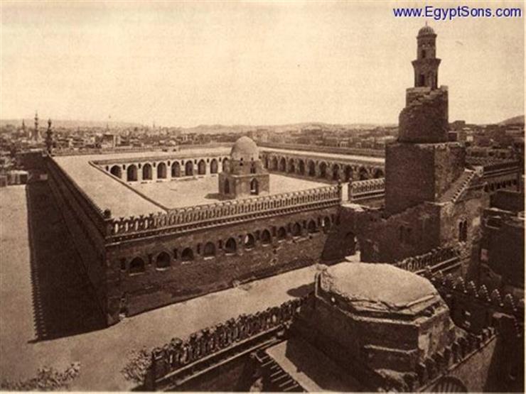  بالصور| أجمل مساجد مصر.. أحدها شارك الصحابة في بنائه وآخر أمر "عُمر" بهدم منبره (2)