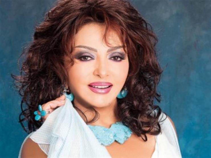 نبيلة عبيد لـ جمهورها: "جزء من تعليقاتكم وأسئلتكم هتكون ضمن كتابي" نبيلة عبيد لـ جمهورها: "جزء من تعليقاتكم وأسئلتكم هتكون ضمن كتابي"