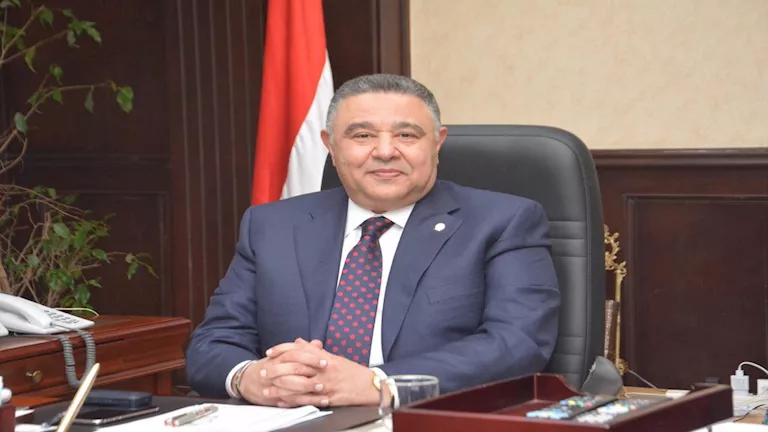 محافظ البحر الأحمر يكشف لمصراوي مستجدات حادث غرق “حفار البترول”
