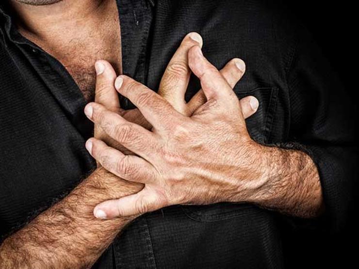 منها السعال المستمر.. علامات مبكرة لسرطان الرئة لا تتجاهلها منها السعال المستمر.. علامات مبكرة لسرطان الرئة لا تتجاهلها