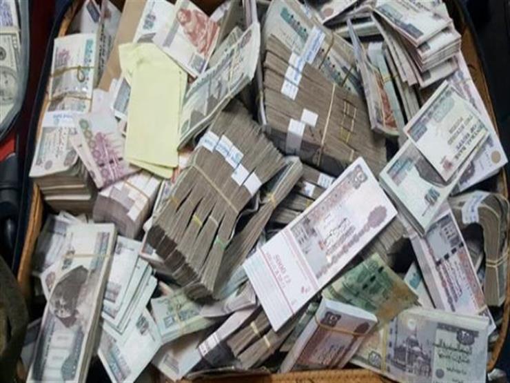 ضبط 5 قضايا أموال عامة بلغت تعاملاتها 4 ملايين جنيه ضبط 5 قضايا أموال عامة بلغت تعاملاتها 4 ملايين جنيه