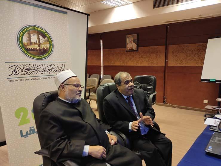 "خريجي الأزهر" تفند شبهات المتطرفين فى ورشة عمل لأئمة الصومال "خريجي الأزهر" تفند شبهات المتطرفين فى ورشة عمل لأئمة الصومال