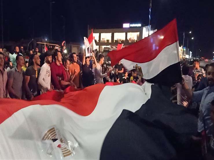مواطنون في الأقصر يحتفلون بالذكرى 47 لانتصارات أكتوبر مواطنون في الأقصر يحتفلون بالذكرى 47 لانتصارات أكتوبر