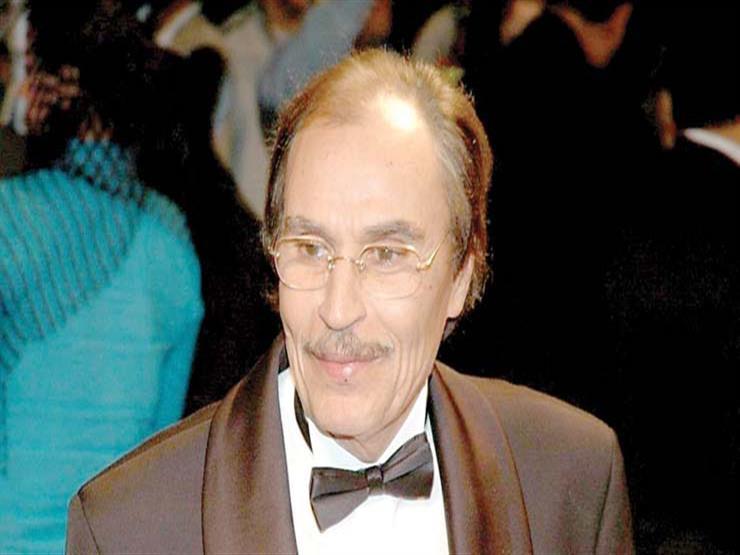 عزت العلايلي: أنا وحسين فهمي كنا بناخد اللي ميشتغلوش محمود ياسين عزت العلايلي: أنا وحسين فهمي كنا بناخد اللي ميشتغلوش محمود ياسين