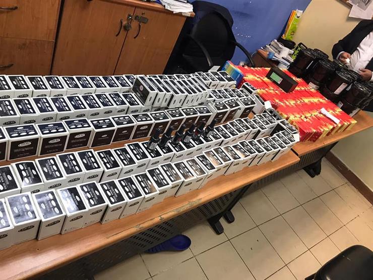 ضبط أدوية مهربة ومستحضرات مجهولة في ٣ صيدليات بالإسكندرية ضبط أدوية مهربة ومستحضرات مجهولة في ٣ صيدليات بالإسكندرية
