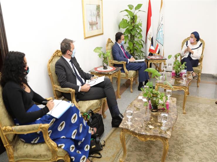 وزيرة البيئة تبحث مع الجانب الفرنسي فرص القطاع الخاص للاستثمار في مصر وزيرة البيئة تبحث مع الجانب الفرنسي فرص القطاع الخاص للاستثمار في مصر
