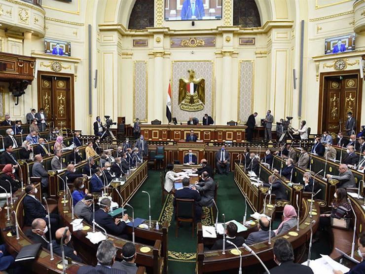 برلماني: غياب الرقابة وراء خلافات أولياء الأمور مع المدارس الخاصة بسبب المصروفات برلماني: غياب الرقابة وراء خلافات أولياء الأمور مع المدارس الخاصة بسبب المصروفات