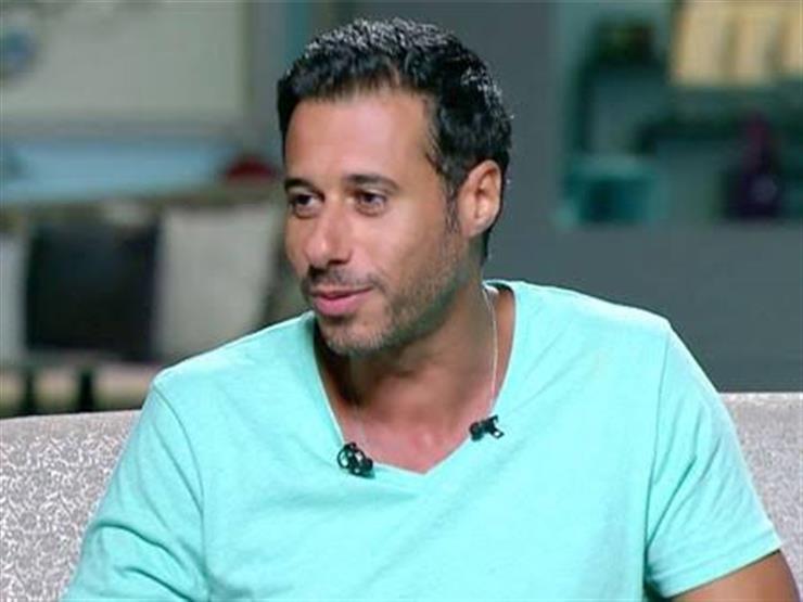 نداء من أحمد السعدني لجماهير الكرة المصرية بعد خسارة الأهلي أمام بايرن نداء من أحمد السعدني لجماهير الكرة المصرية بعد خسارة الأهلي أمام بايرن