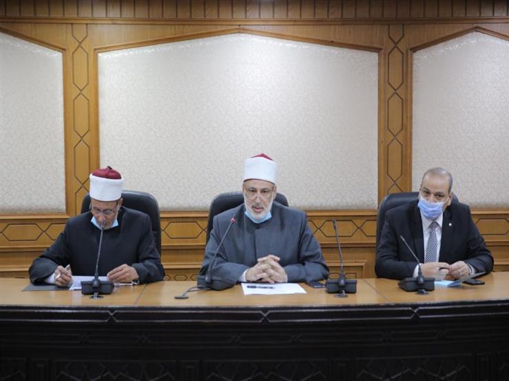 وكيل الأزهر يبحث مع رؤساء المناطق خطة تطوير التعليم قبل الجامعي وكيل الأزهر يبحث مع رؤساء المناطق خطة تطوير التعليم قبل الجامعي