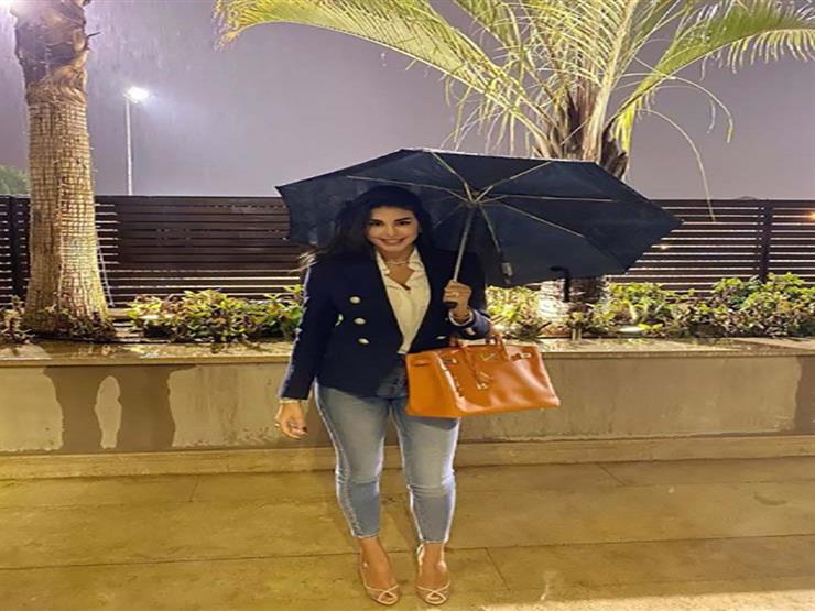 ياسمن صبري بلوك كاجوال أنيق ياسمن صبري بلوك كاجوال أنيق