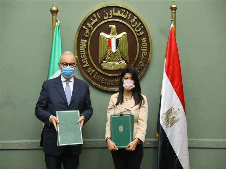 مصر توقع اتفاقيتين مع إيطاليا بشأن المشروعات الصغيرة ومدينة الروبيكي مصر توقع اتفاقيتين مع إيطاليا بشأن المشروعات الصغيرة ومدينة الروبيكي