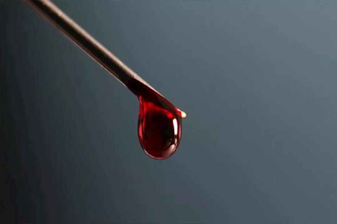 دم في البراز