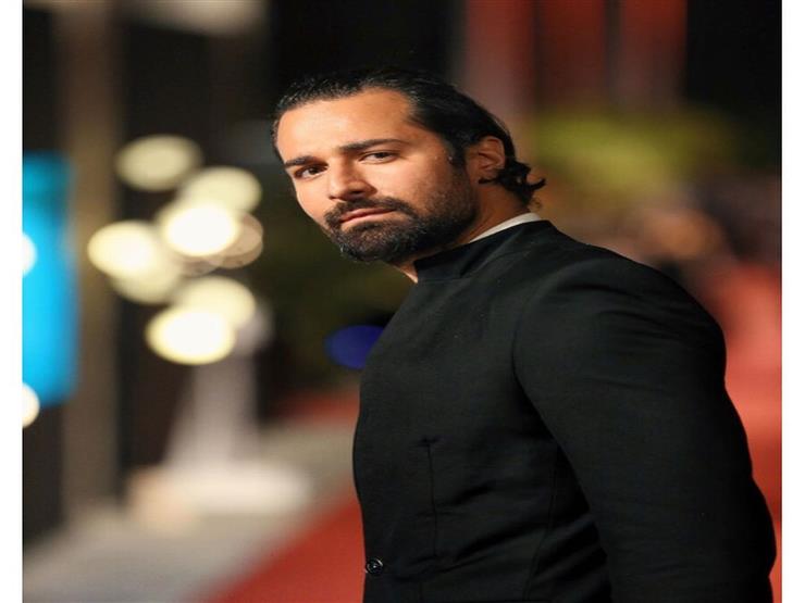 أحمد حاتم رفقة ابنة أحمد زاهر: ممكن اعتبرها بنتي أحمد حاتم رفقة ابنة أحمد زاهر: ممكن اعتبرها بنتي
