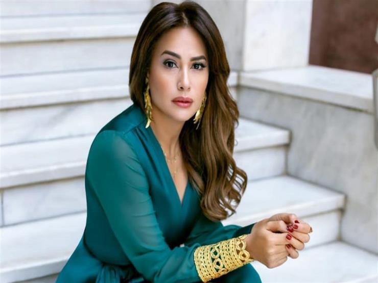 هند صبري تحتفل بعيد ميلادها (صورة) هند صبري تحتفل بعيد ميلادها (صورة)