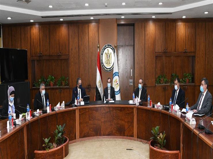 3 وزراء يبحثون دعم القطاع السياحي وتحفز نشاط الطيران 3 وزراء يبحثون دعم القطاع السياحي وتحفز نشاط الطيران