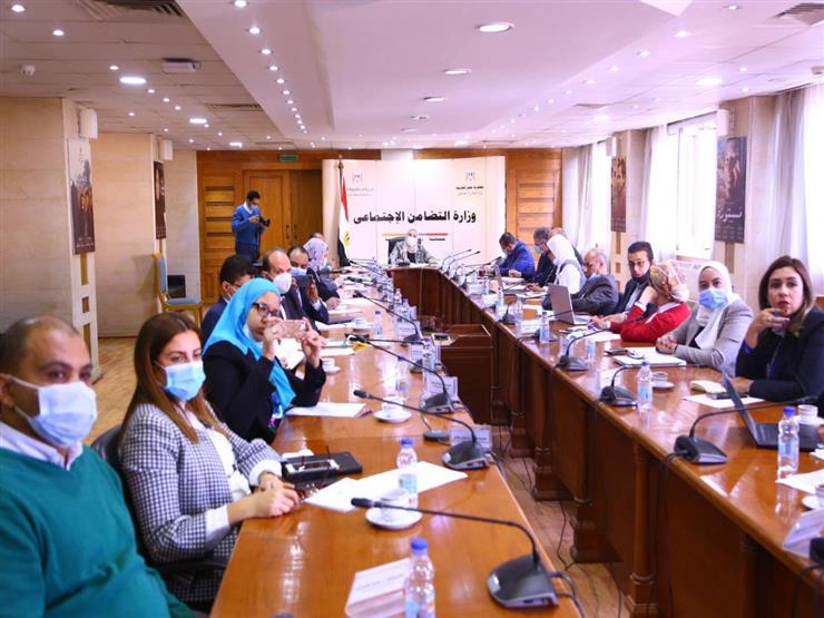 التضامن: تكليف رئاسي بتدشين صندوق لدعم العمالة غير المنتظمة.. وهذه أبرز وظائفه التضامن: تكليف رئاسي بتدشين صندوق لدعم العمالة غير المنتظمة.. وهذه أبرز وظائفه