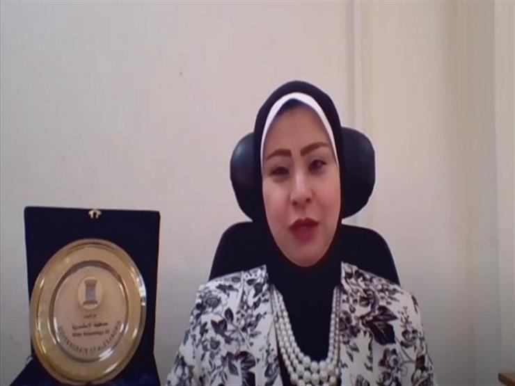 مصرية تحصل على جائزة أفضل موظفة عربية: "مبسوطة جدًا وكرم ربنا كبير"