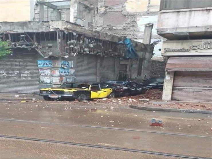 رئيس حي وسط الإسكندرية يعلق على انهيار شرفة عقار بمحرم بك