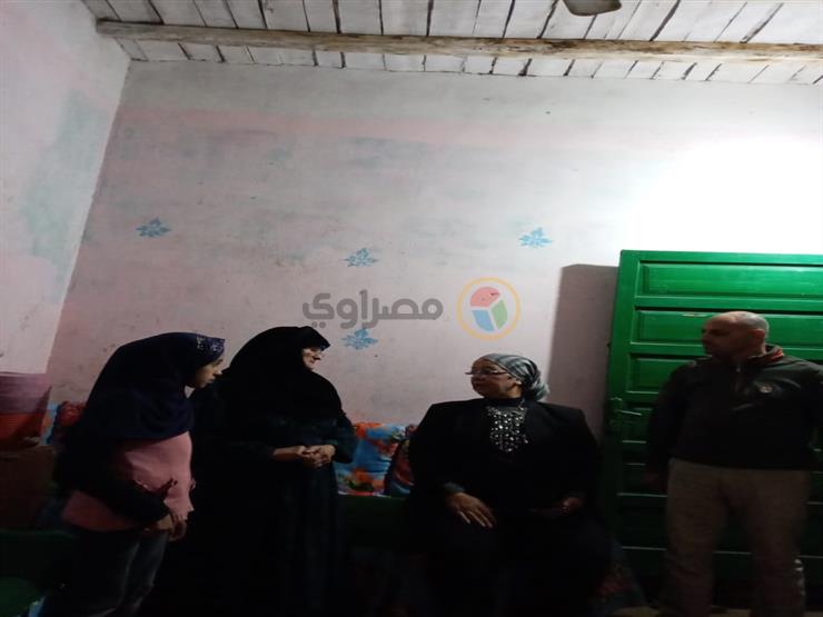 تضامن بني سويف تعاين منزل سيدة المطر ويقرر صرف إعانة شهرية تضامن بني سويف تعاين منزل سيدة المطر ويقرر صرف إعانة شهرية