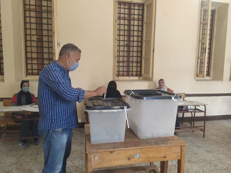 منح العاملين في المحافظات السياحية إجازة للإدلاء بأصواتهم في انتخابات النواب منح العاملين في المحافظات السياحية إجازة للإدلاء بأصواتهم في انتخابات النواب